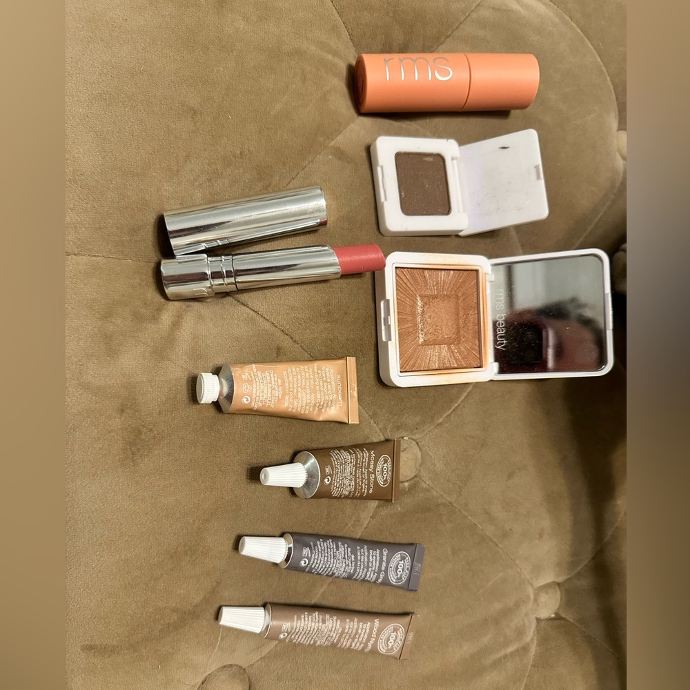 RMS beauty lot